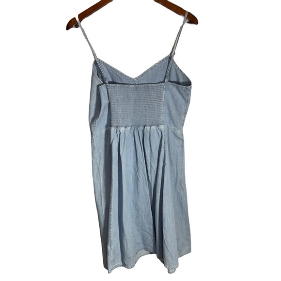 Gap Denim Cami Fit & Flare Dress Smocked Spaghetti Straps Size 8 - Picture 6 of 9